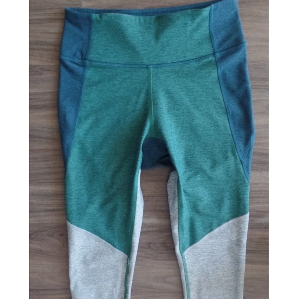 Outdoor Voices 7/8 Colorblock Leggings, sz XS - Picture 3 of 9